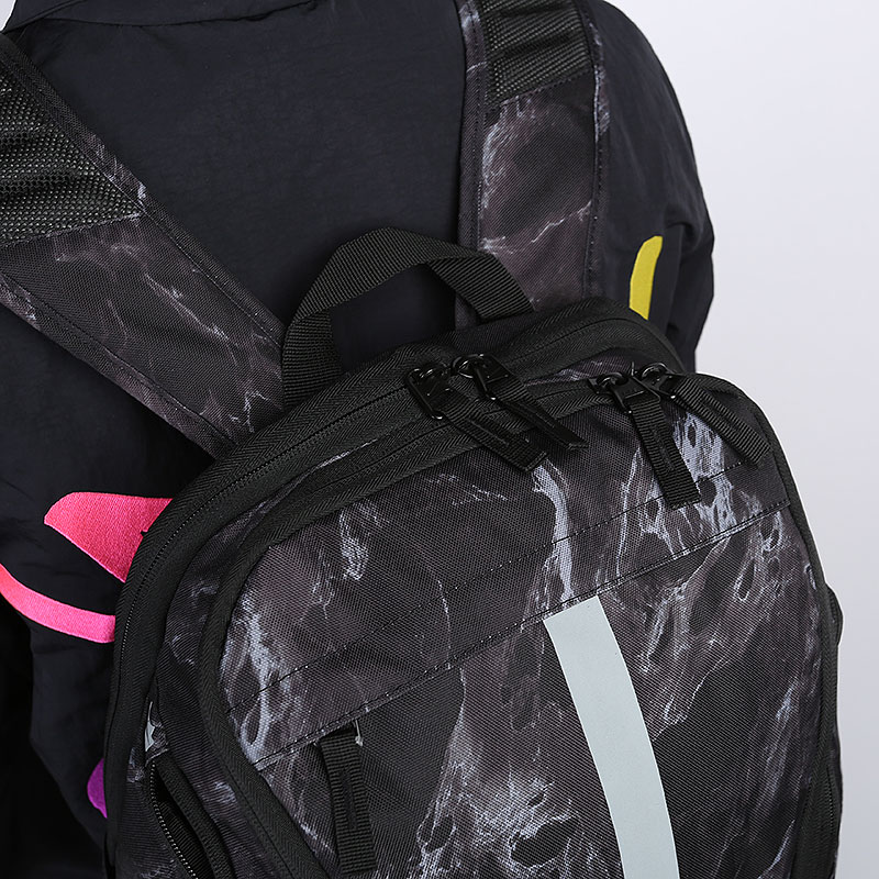  черный рюкзак Nike Hoops Elite Pro Backpack 38L BA5555-015 - цена, описание, фото 5
